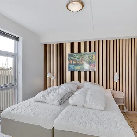 Halldora - 10m From The Sea By Interhome הסלה