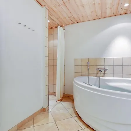 Feriehus Halldora - 10m From The Sea By Interhome *